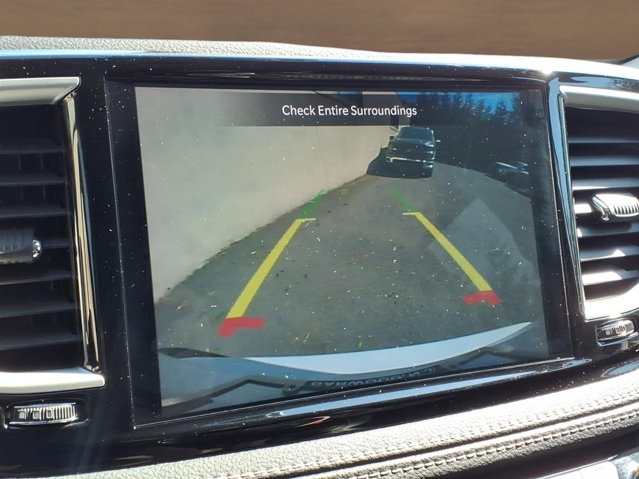 Chrysler Pacifica Touring L FWD 2024