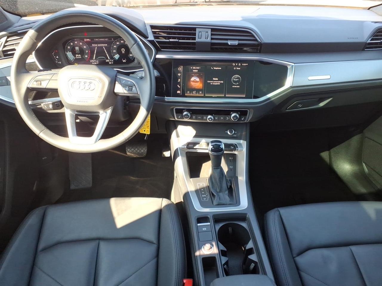 Audi Q3 S line Premium 45 TFSI quattro 2025