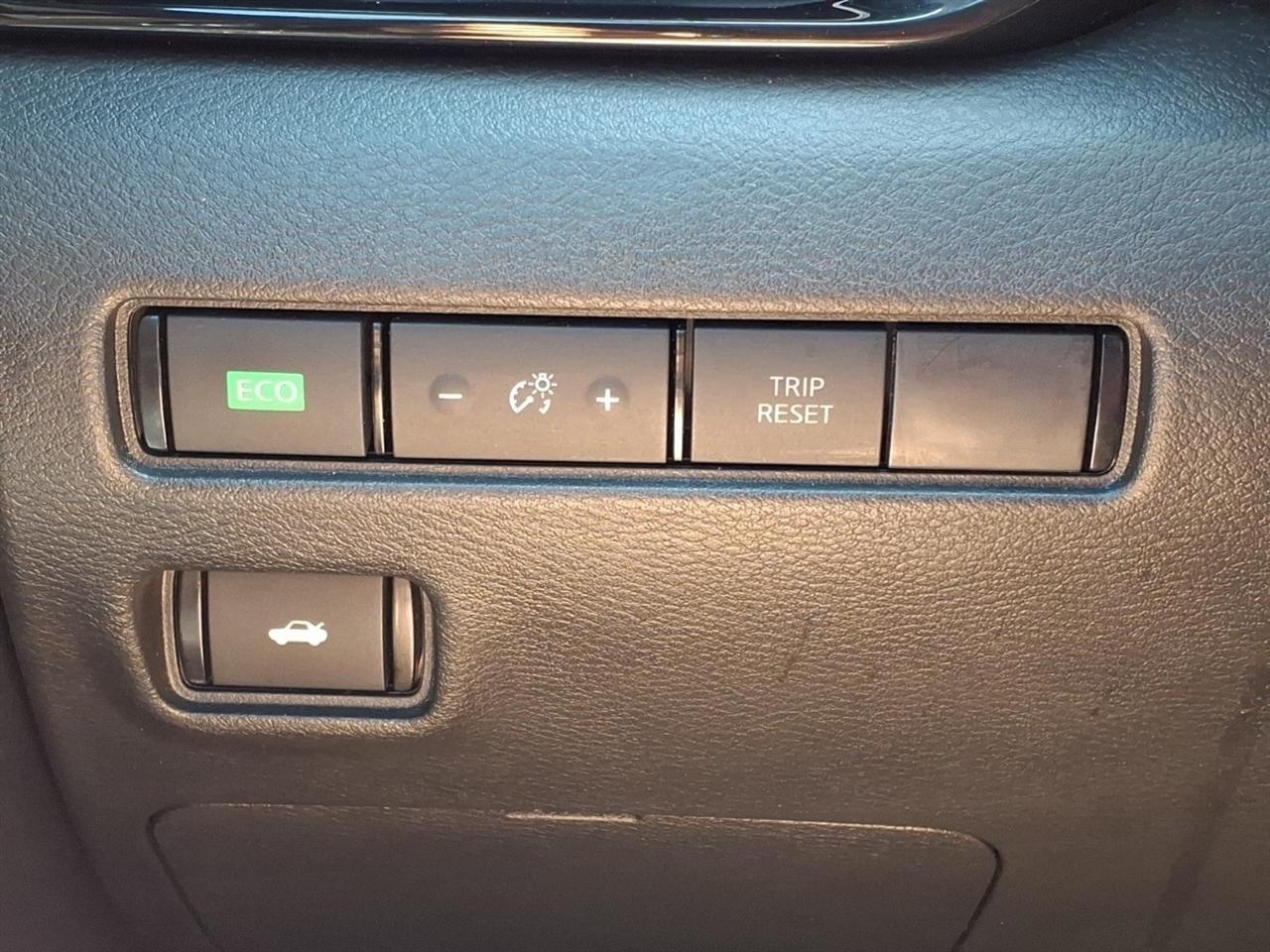 Nissan Sentra SV CVT 2020