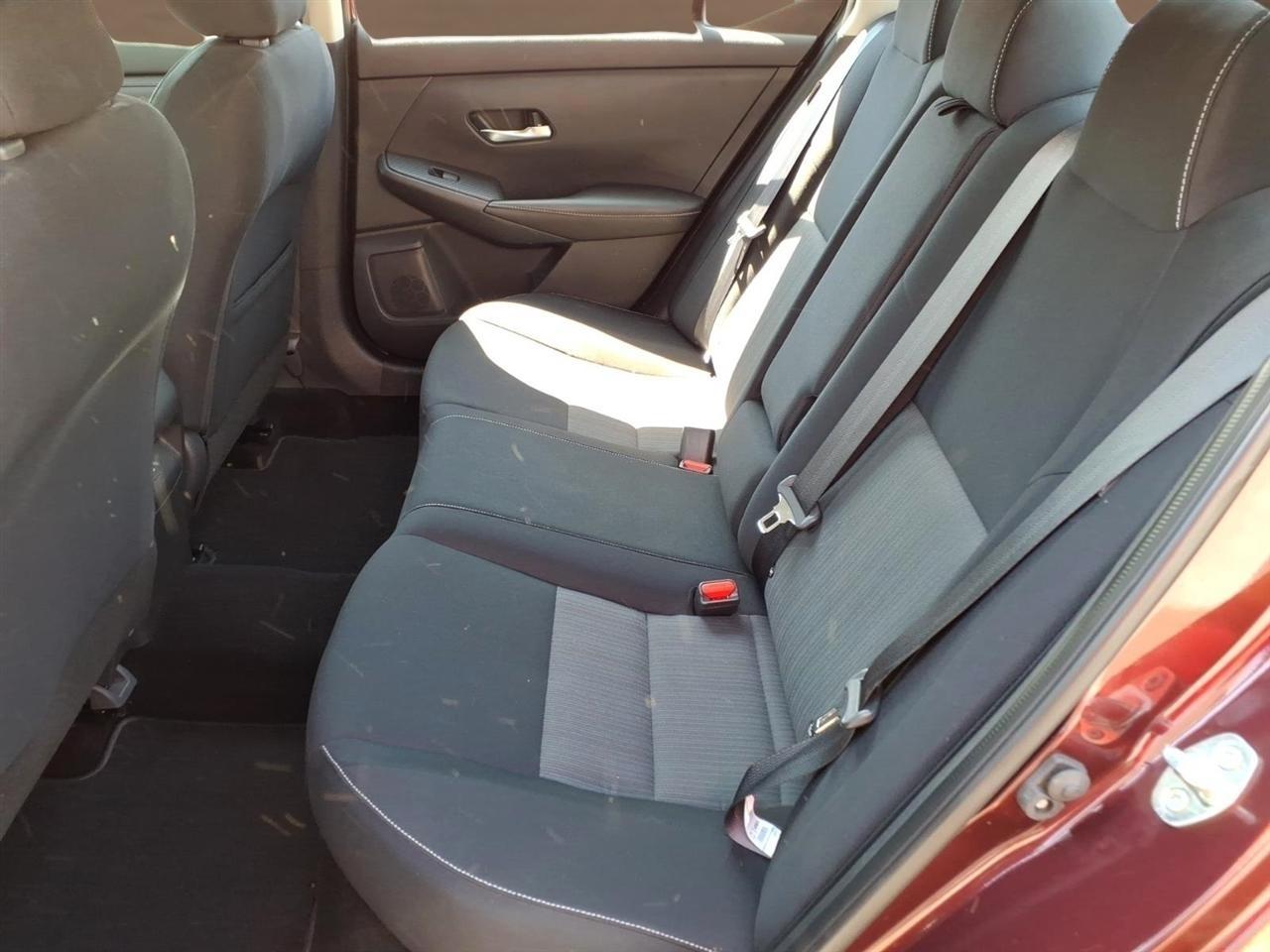 Nissan Sentra SV CVT 2020