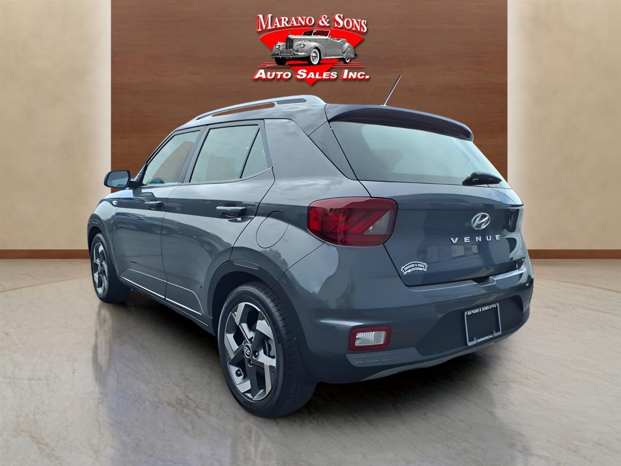 Hyundai Venue Limited IVT 2025