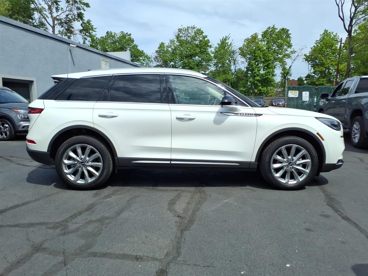 Lincoln Corsair Standard AWD 2022