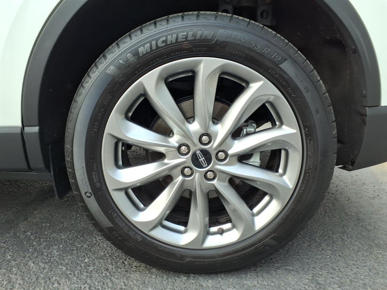 Lincoln Corsair Standard AWD 2022