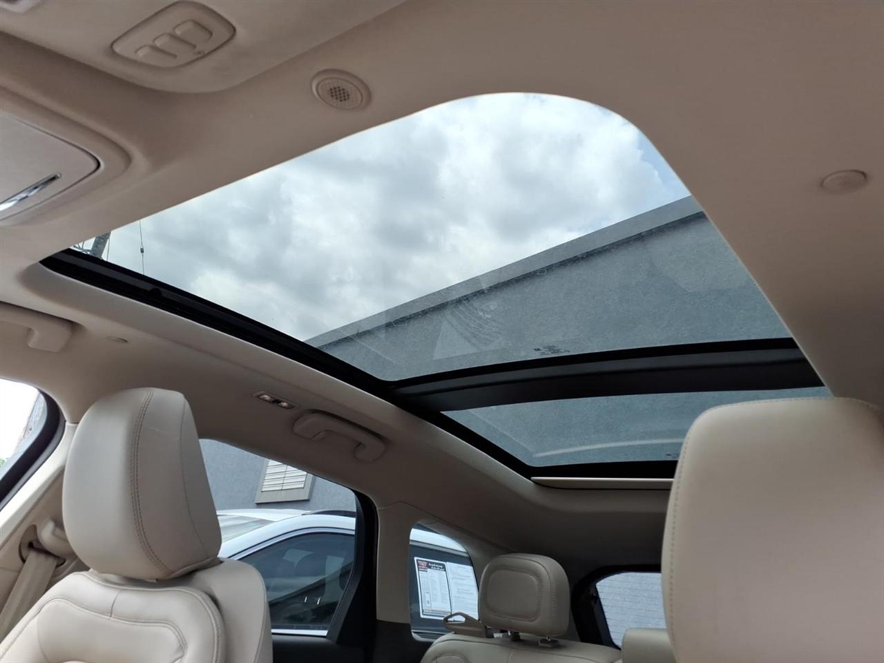 Lincoln Corsair Standard AWD 2022