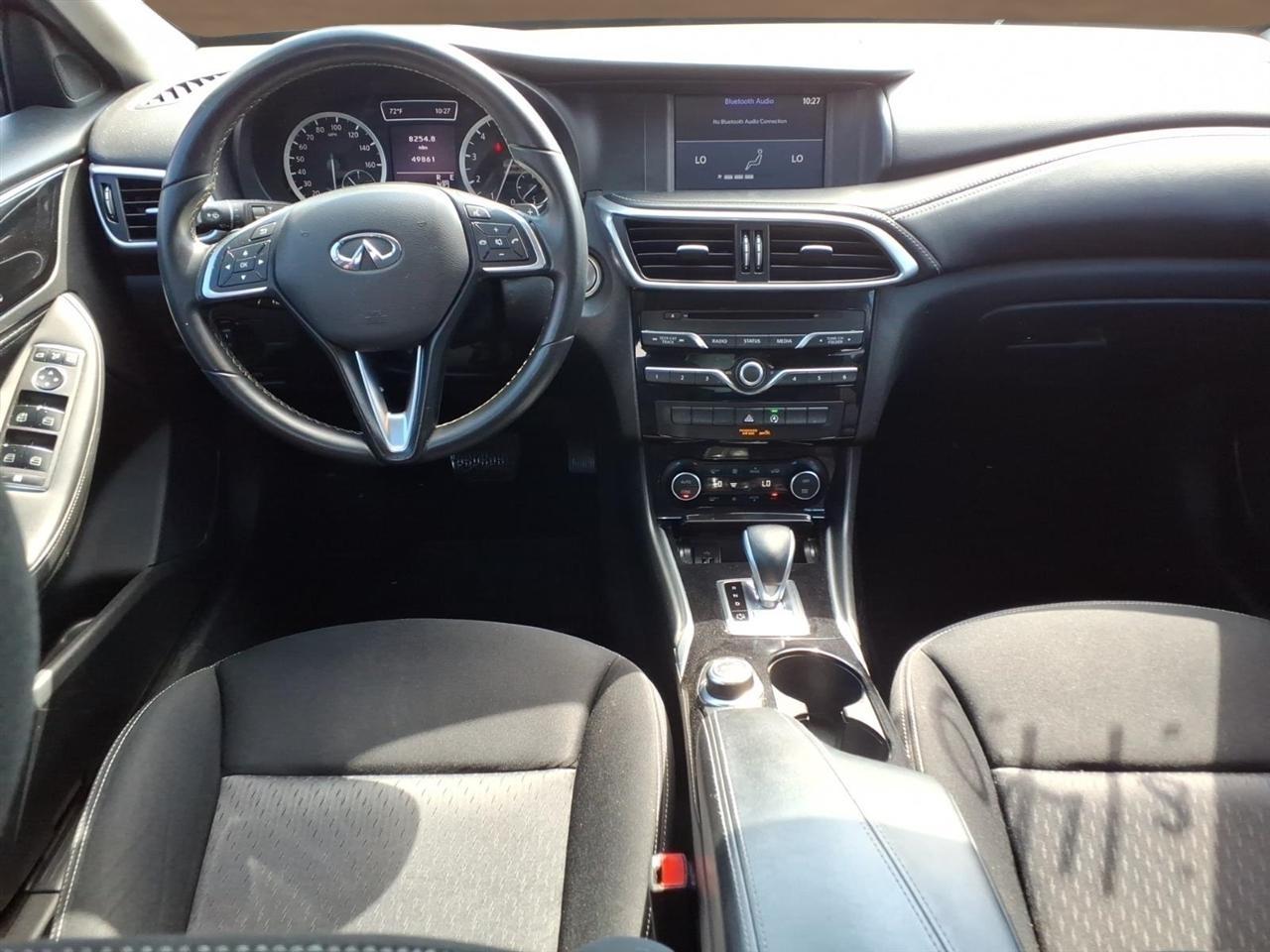Infiniti QX30 2018.5 PURE FWD 2018