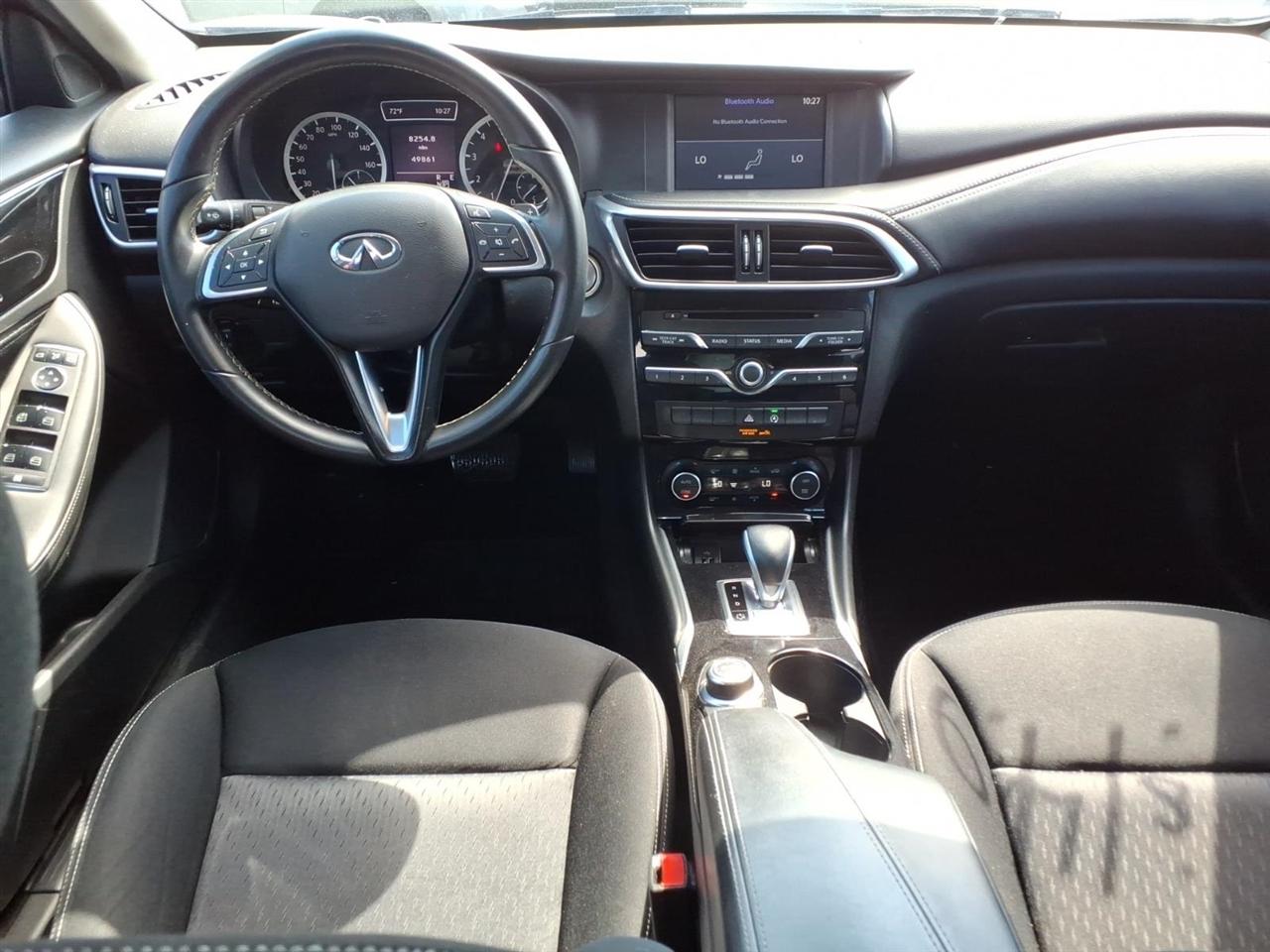 Infiniti QX30 2018.5 PURE FWD 2018