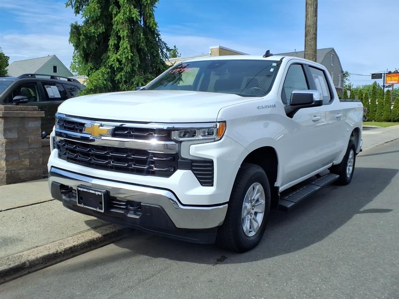 2025 Chevrolet Silverado 1500 4WD Crew Cab 147" LT w/1LT