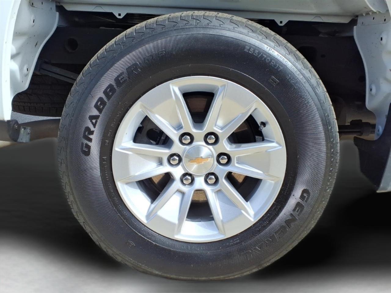Chevrolet Silverado 1500 4WD Crew Cab 147" LT w/1LT 2025