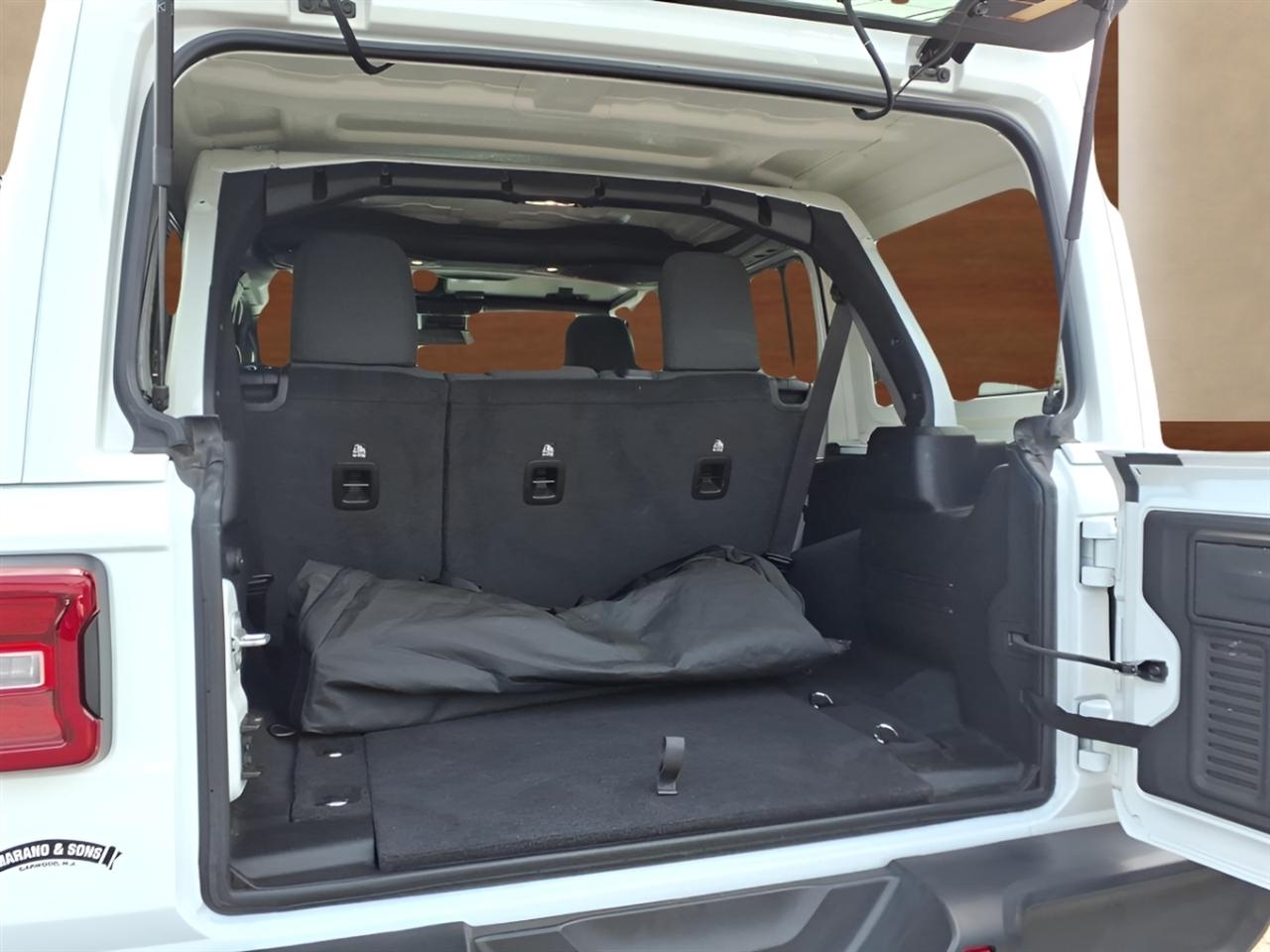 Jeep Wrangler Sahara 4 Door 4x4 2025