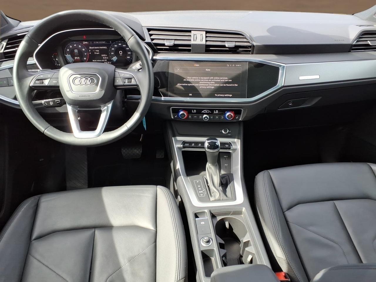 Audi Q3 S line Premium 45 TFSI quattro 2025
