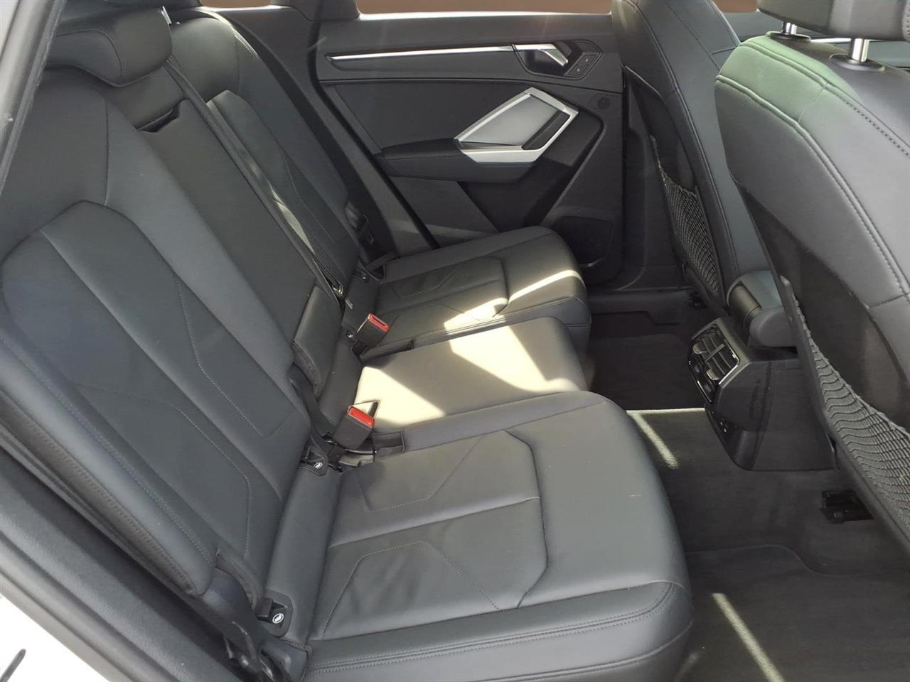 Audi Q3 S line Premium 45 TFSI quattro 2025