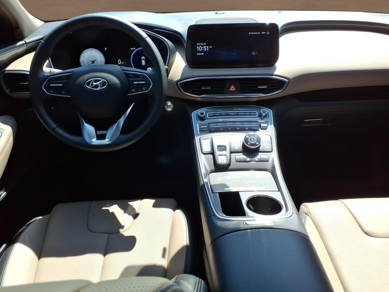 Hyundai Santa Fe SEL AWD 2023