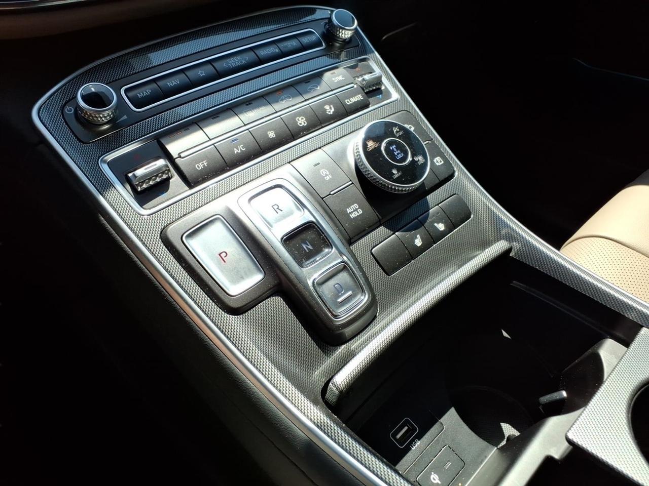 Hyundai Santa Fe SEL AWD 2023