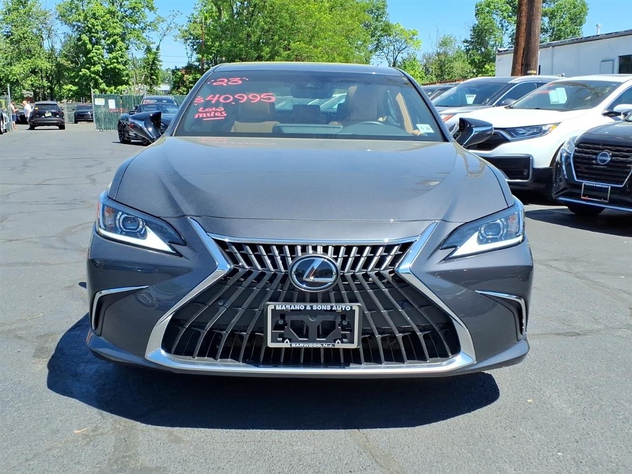Lexus ES ES 350 FWD 2023