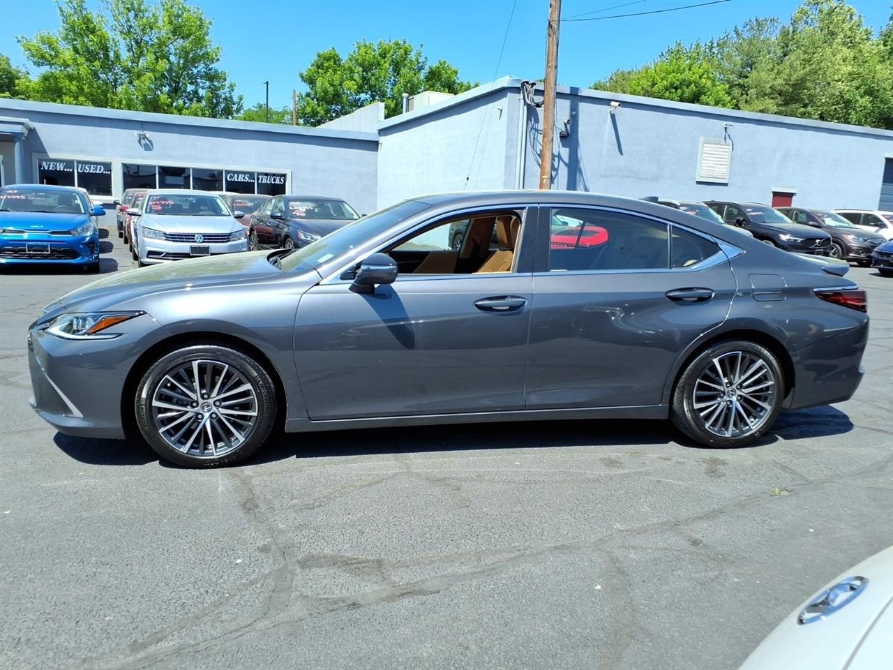 Lexus ES ES 350 FWD 2023