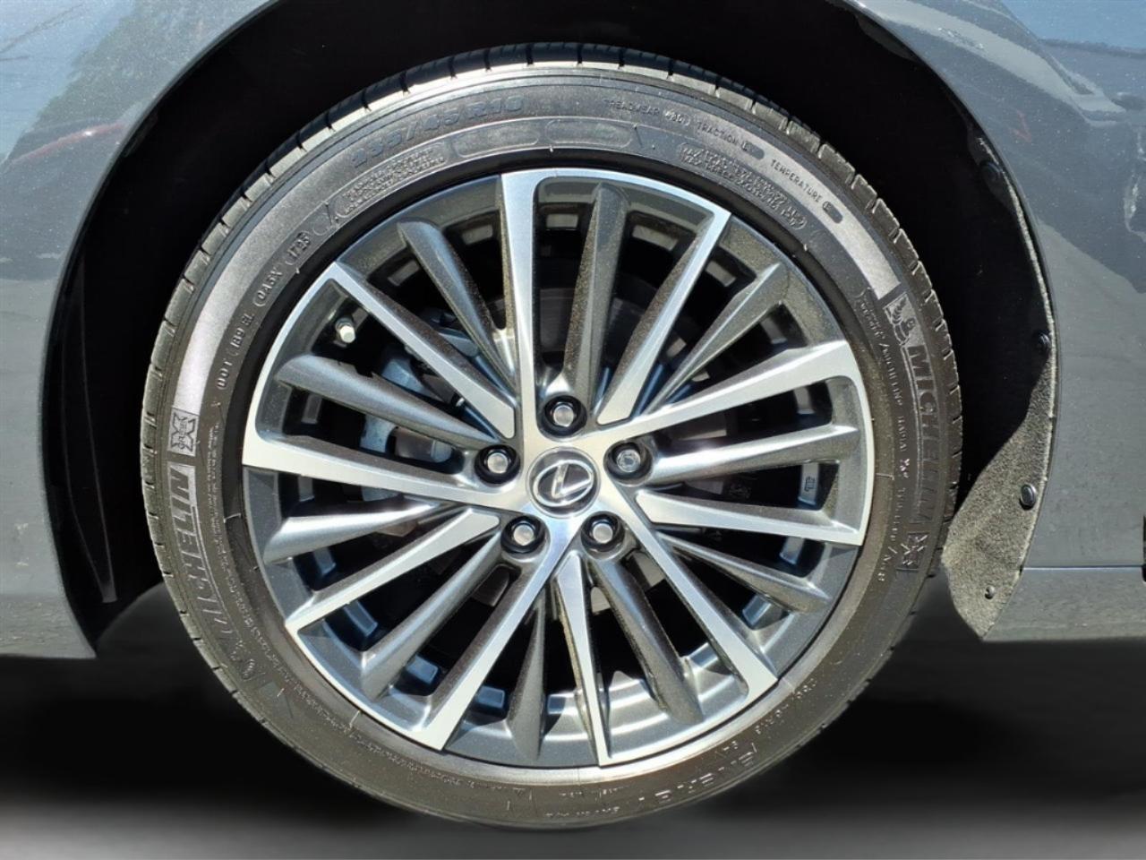 Lexus ES ES 350 FWD 2023