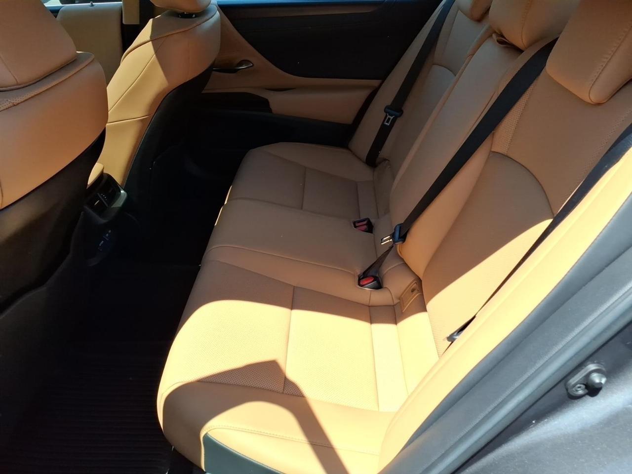 Lexus ES ES 350 FWD 2023