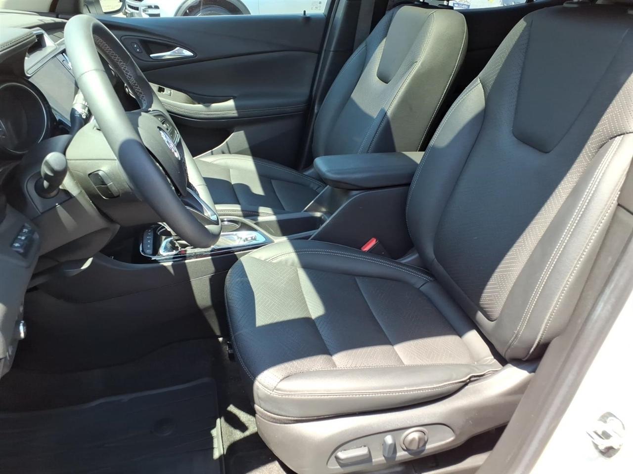 Buick Encore GX AWD 4dr Essence 2023