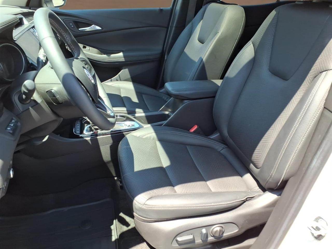 Buick Encore GX AWD 4dr Essence 2023