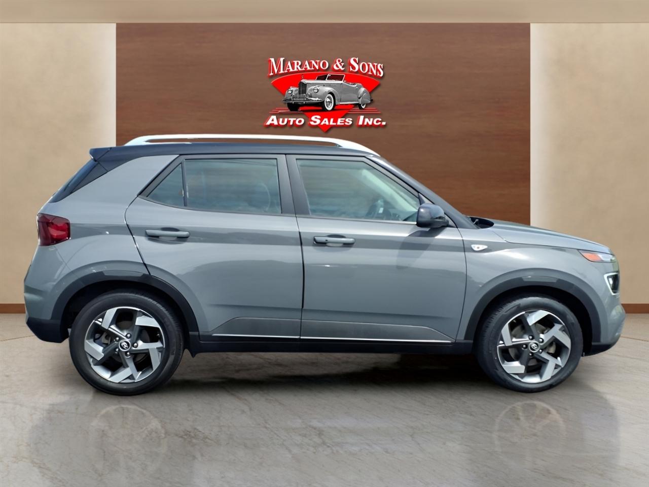 Hyundai Venue Limited IVT 2022