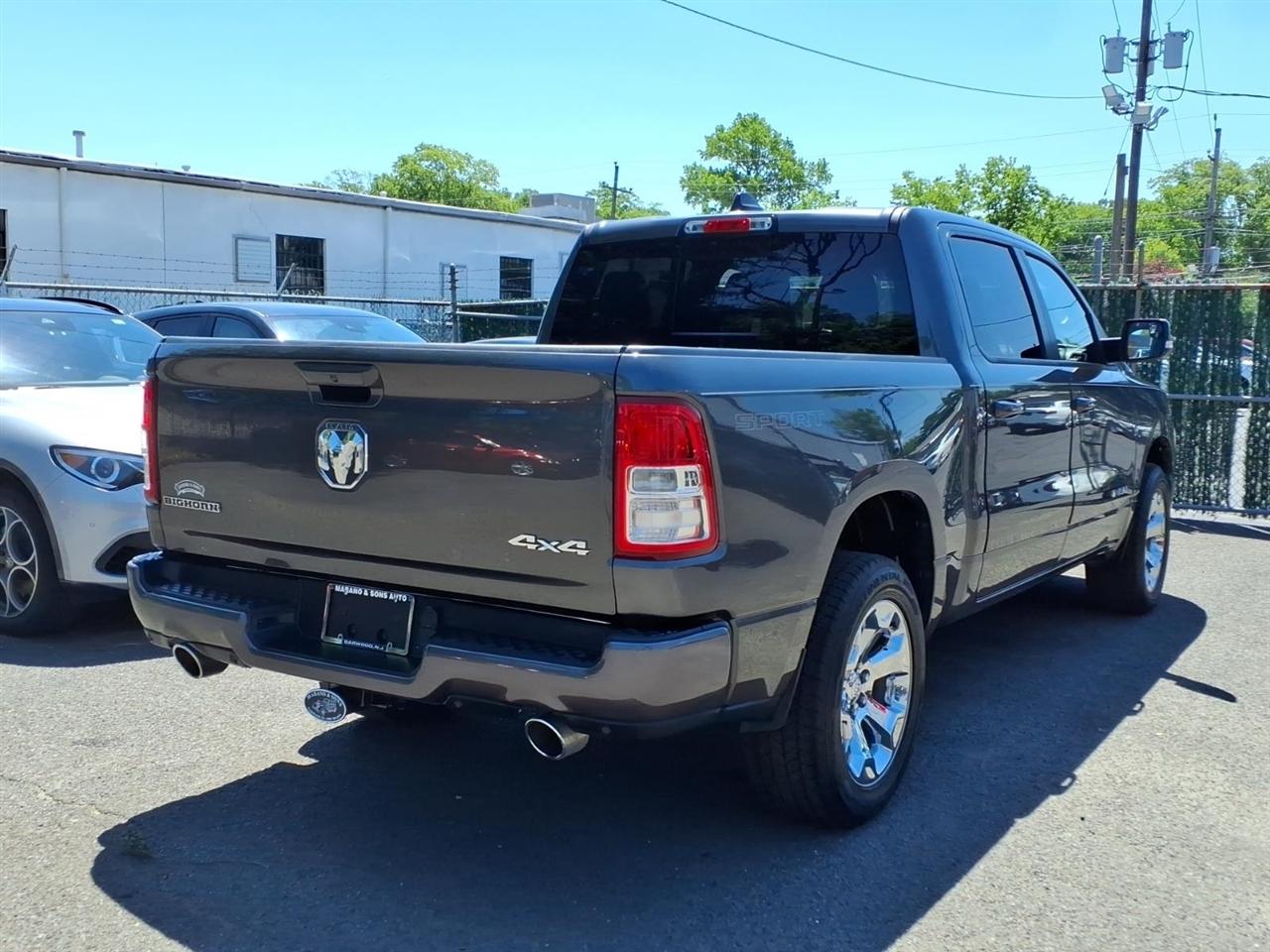 Ram Truck 1500 Big Horn 4x4 Crew Cab 5'7" Box 2022