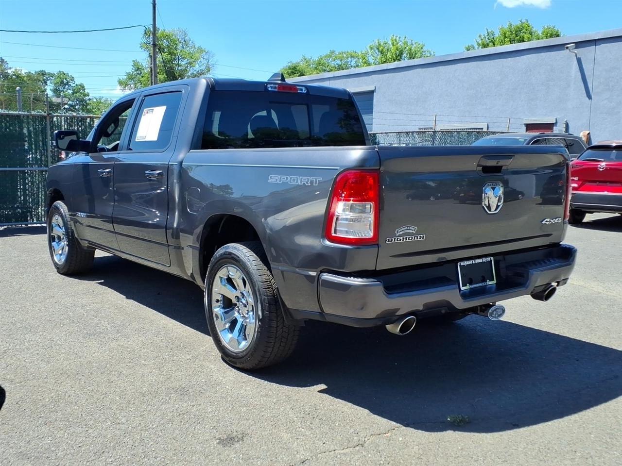 Ram Truck 1500 Big Horn 4x4 Crew Cab 5'7" Box 2022