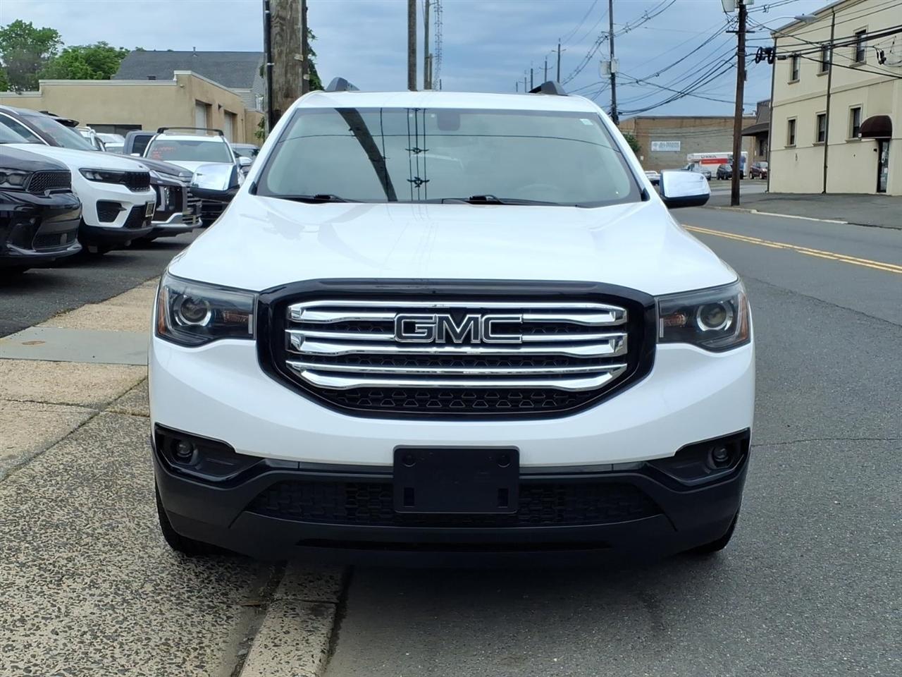 GMC Acadia FWD 4dr SLT w/SLT-1 2019