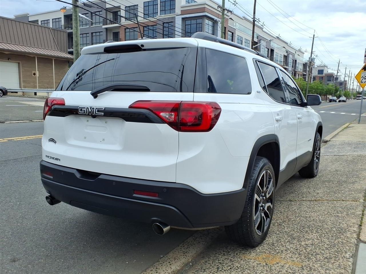 GMC Acadia FWD 4dr SLT w/SLT-1 2019