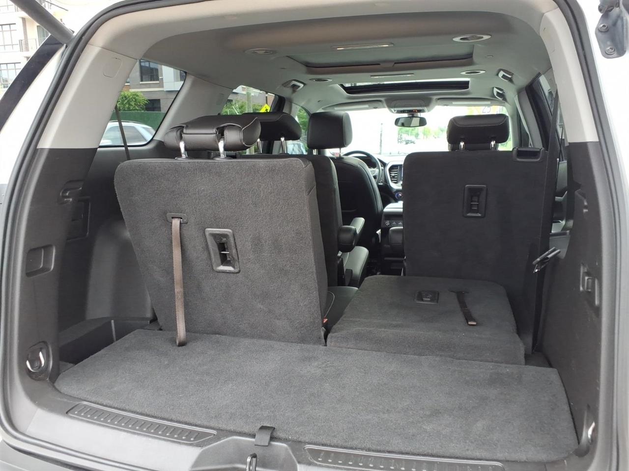 GMC Acadia FWD 4dr SLT w/SLT-1 2019