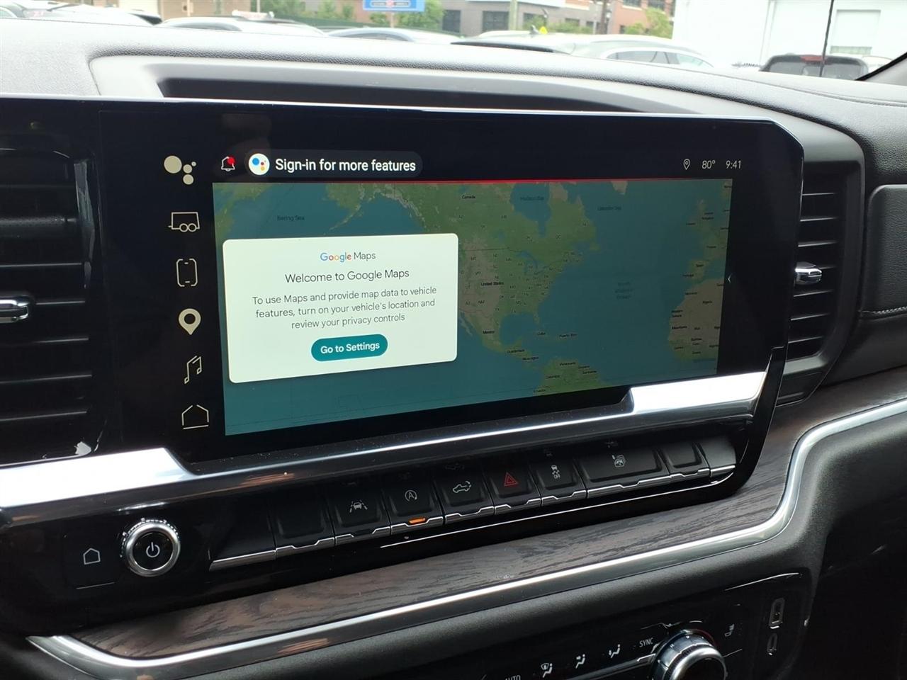 GMC Sierra 1500 4WD Crew Cab 147" SLT 2025