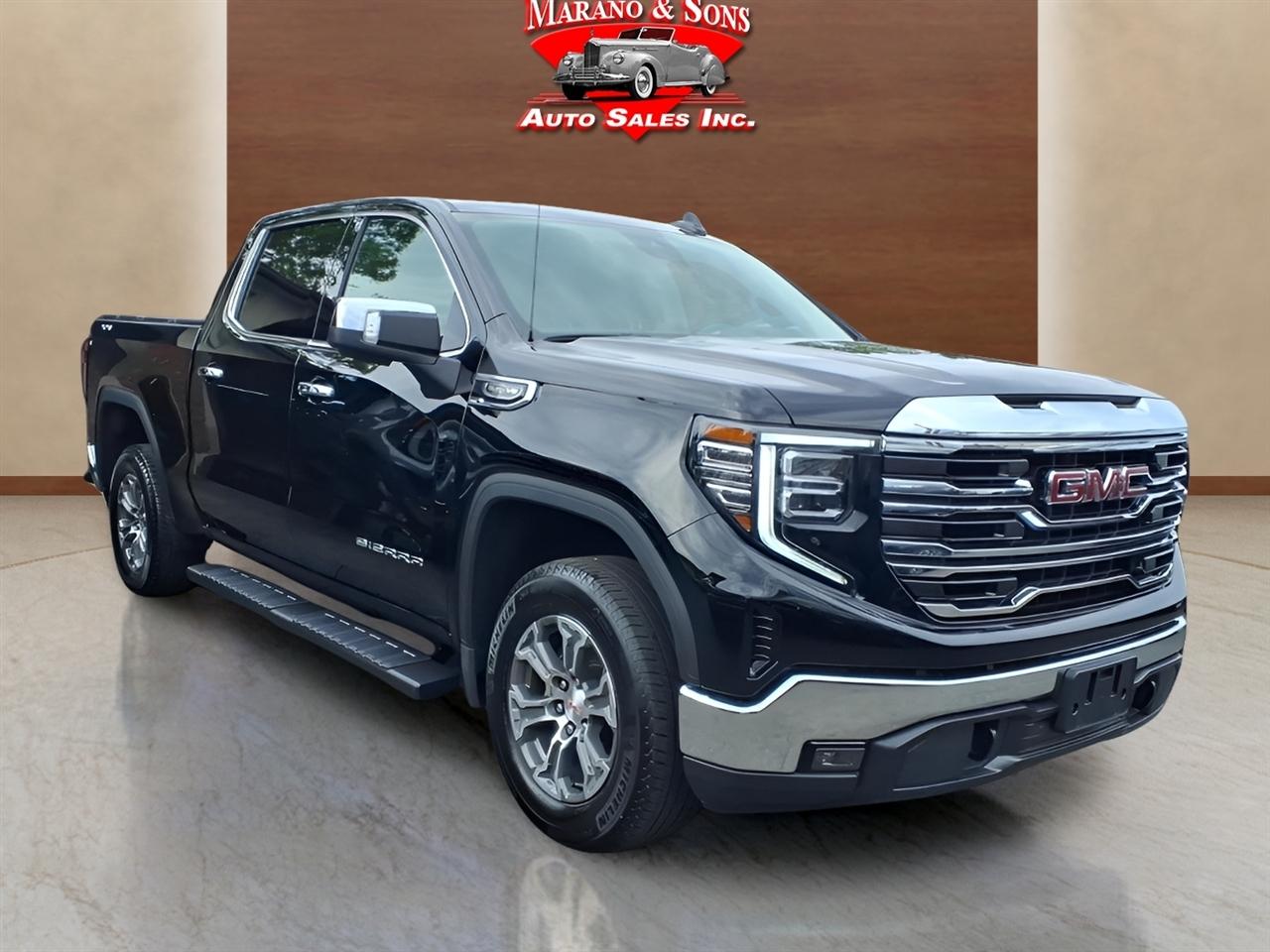 GMC Sierra 1500 4WD Crew Cab 147" SLT 2025