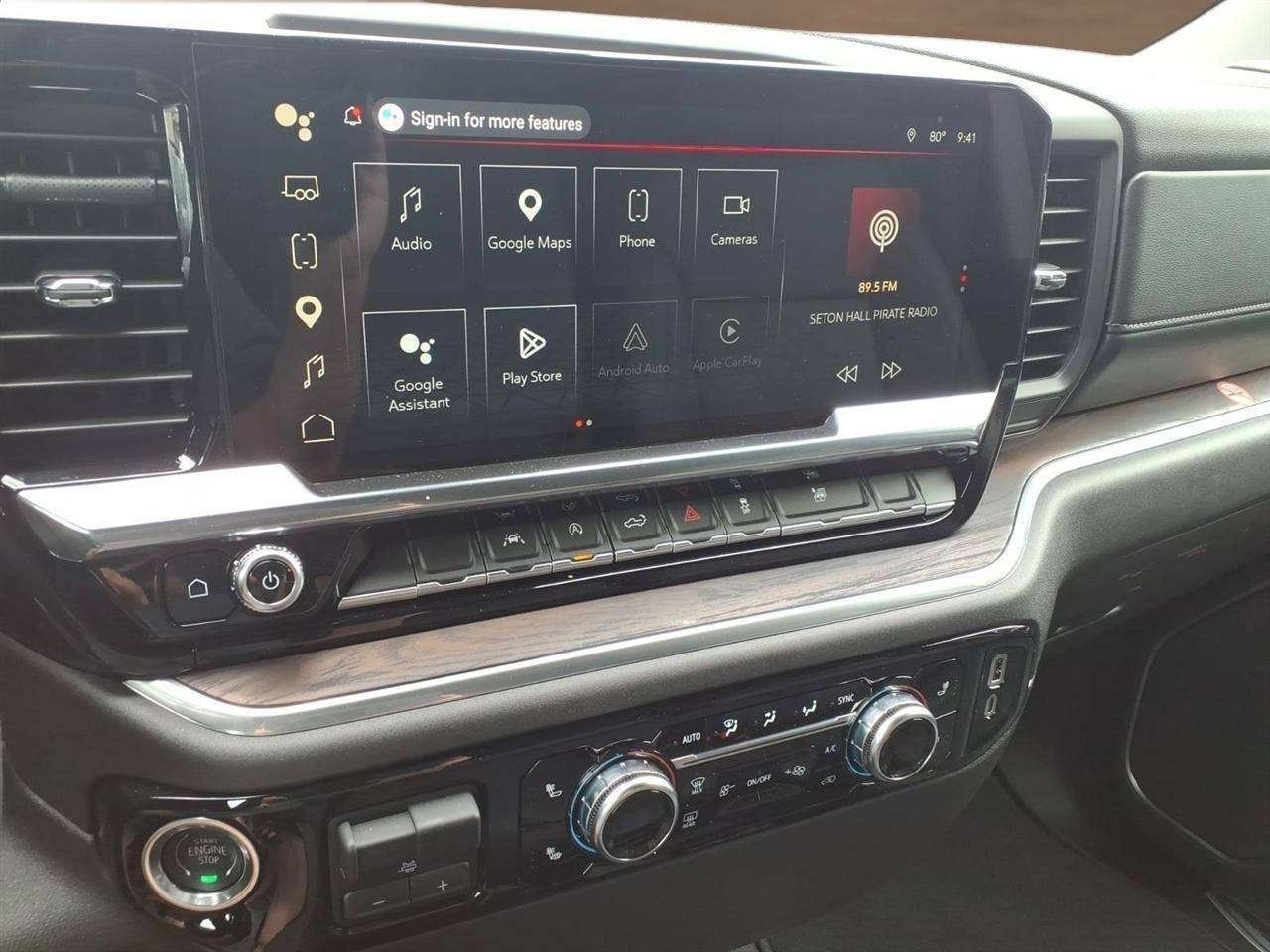 GMC Sierra 1500 4WD Crew Cab 147" SLT 2025