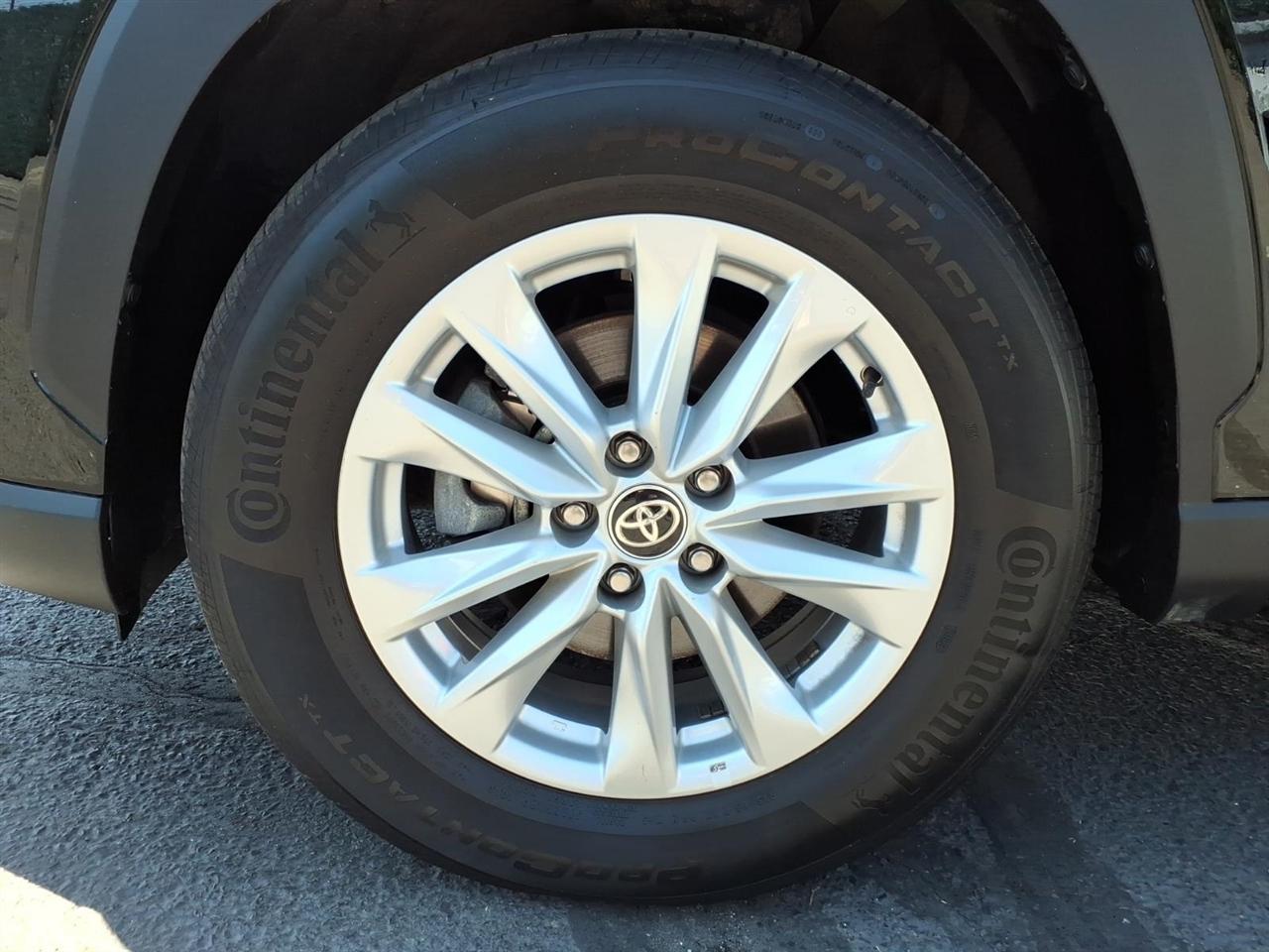 Toyota Corolla Cross LE 4WD (Natl) 2024