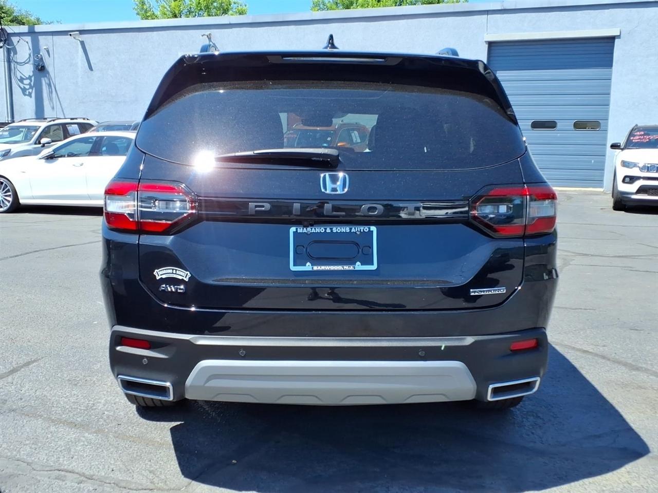 Honda Pilot Touring AWD 2024