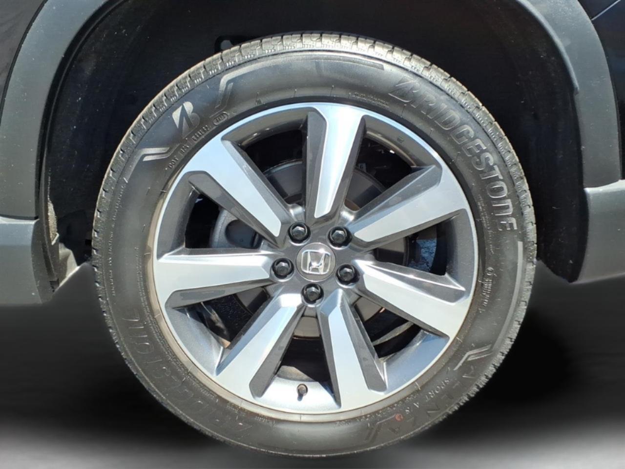 Honda Pilot Touring AWD 2024
