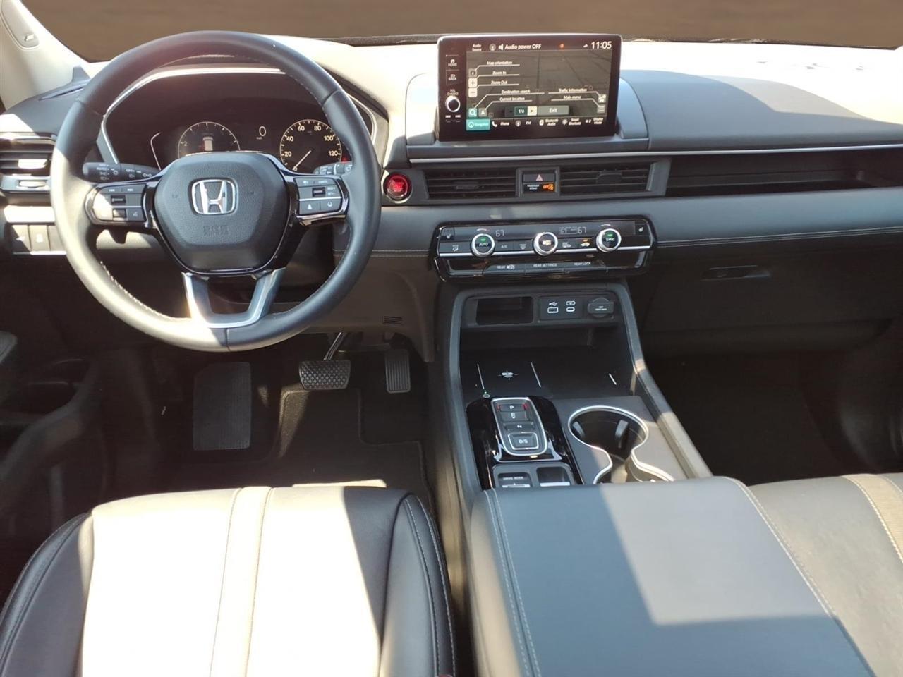 Honda Pilot Touring AWD 2024