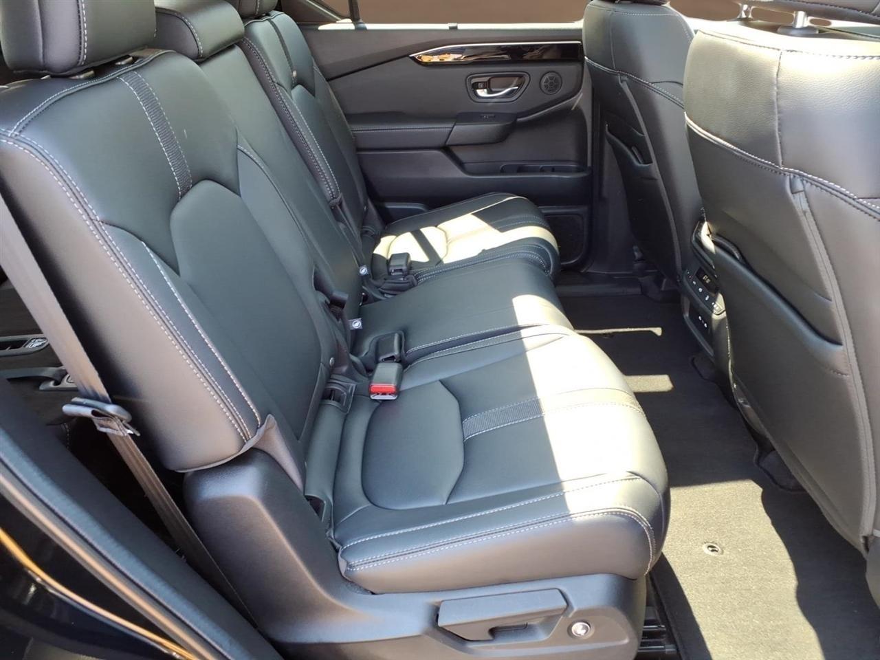 Honda Pilot Touring AWD 2024