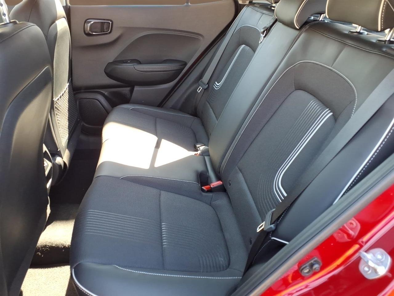 Hyundai Venue Limited IVT 2024