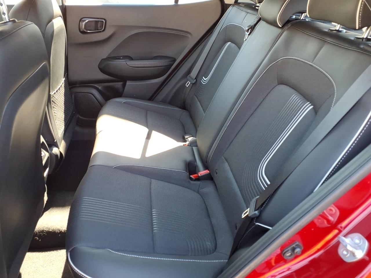 Hyundai Venue Limited IVT 2024