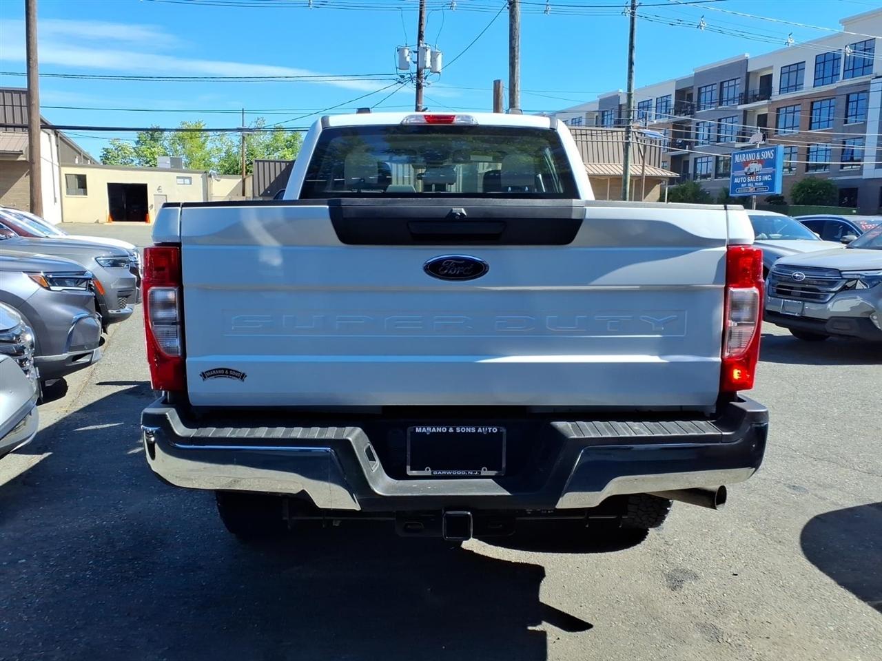 Ford Super Duty F-250 SRW King Ranch 4WD Crew Cab 8' Box 2022