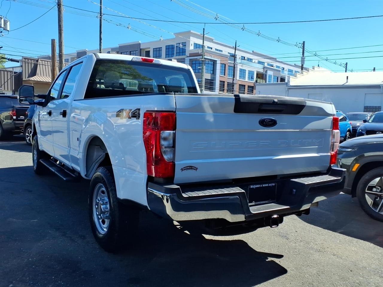 Ford Super Duty F-250 SRW King Ranch 4WD Crew Cab 8' Box 2022