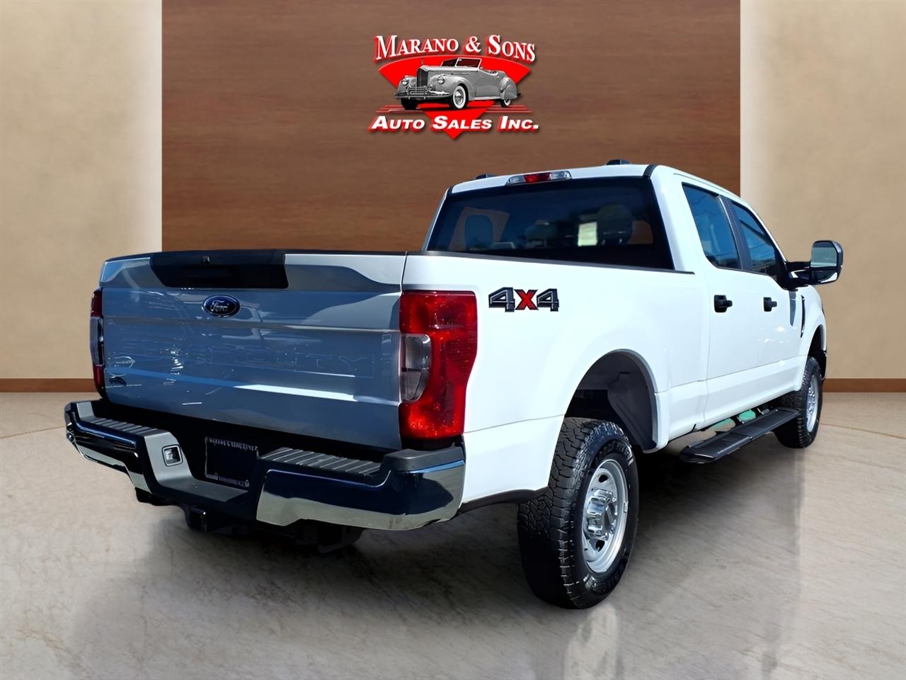 Ford Super Duty F-250 SRW King Ranch 4WD Crew Cab 8' Box 2022