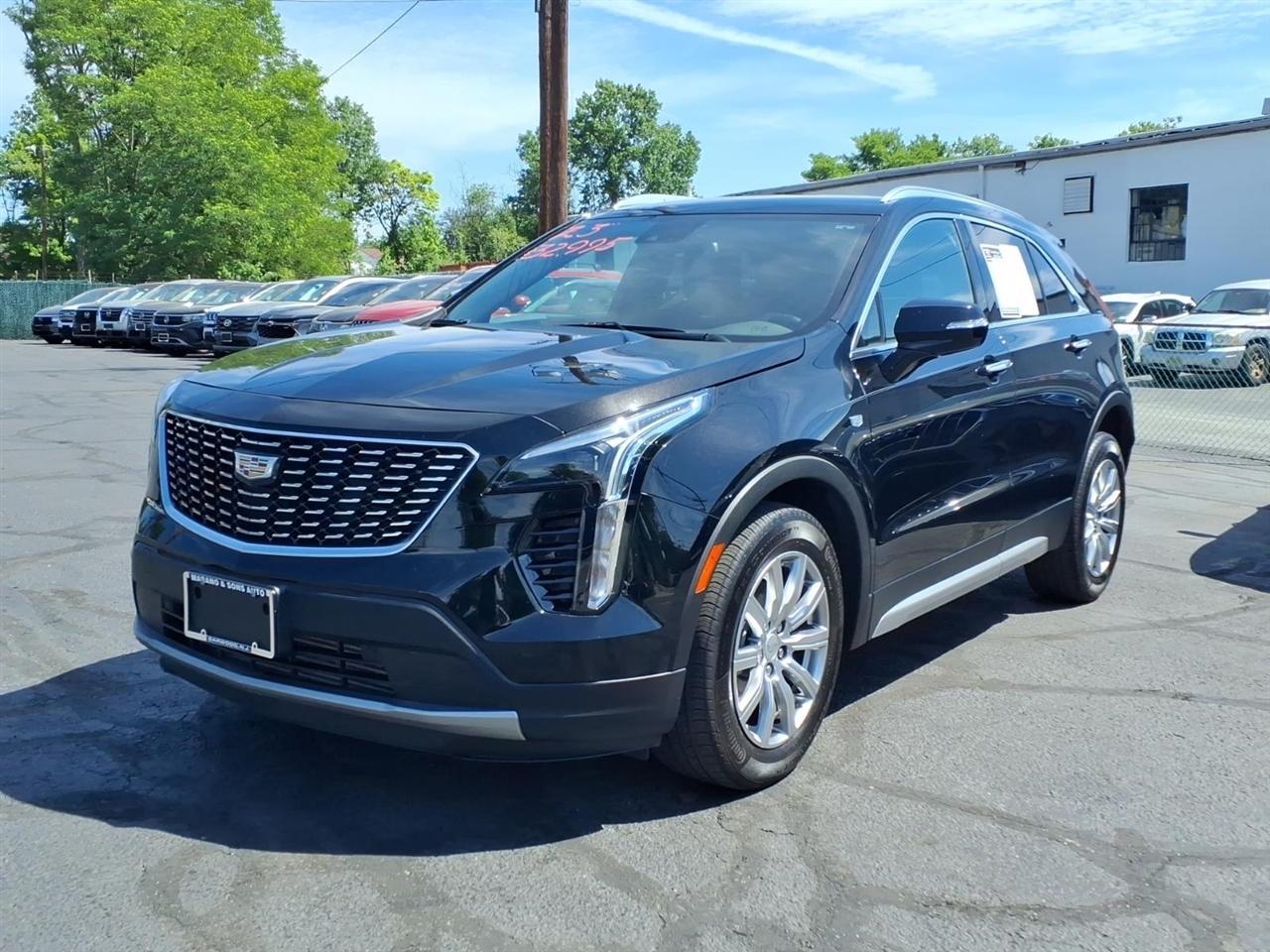 2023 Cadillac XT4 AWD 4dr Premium Luxury