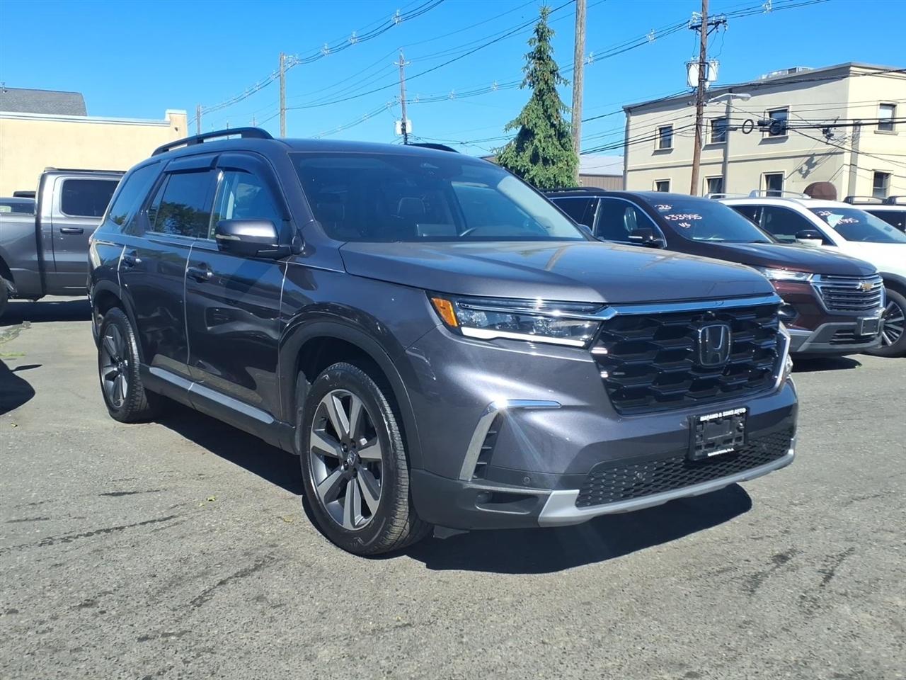 Honda Pilot Elite AWD 2023