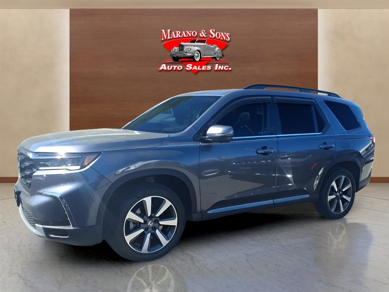 2023 Honda Pilot Elite AWD's photo