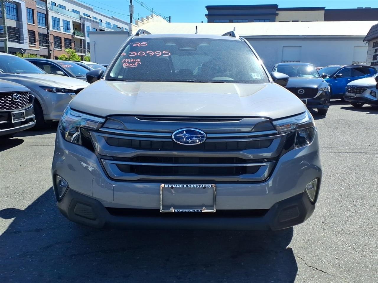 Subaru Forester Premium AWD 2025