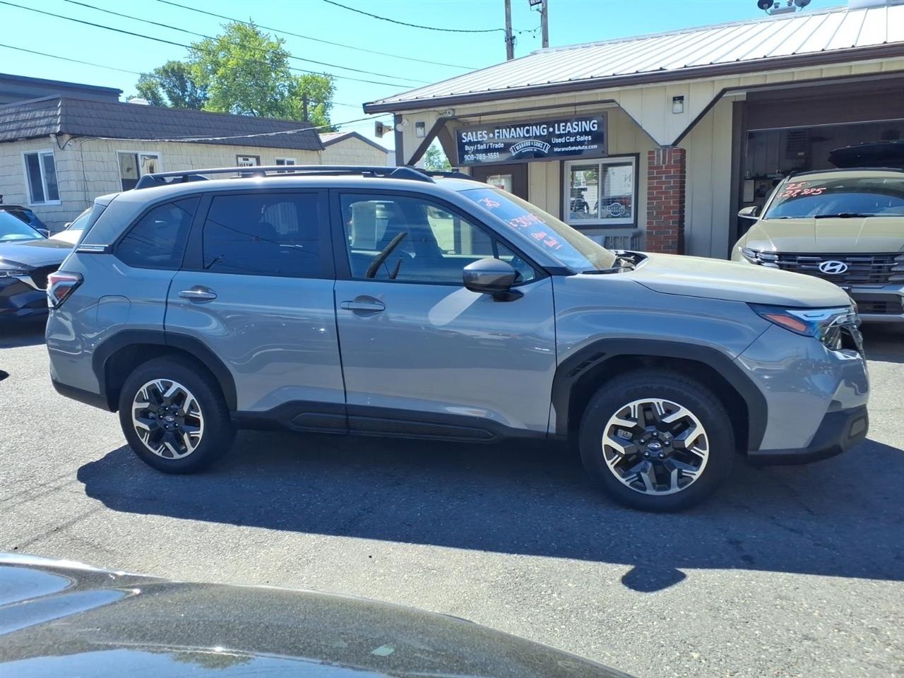 Subaru Forester Premium AWD 2025