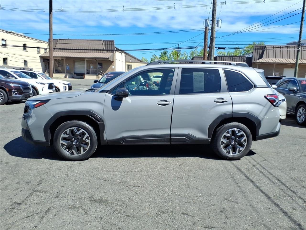Subaru Forester Premium AWD 2025