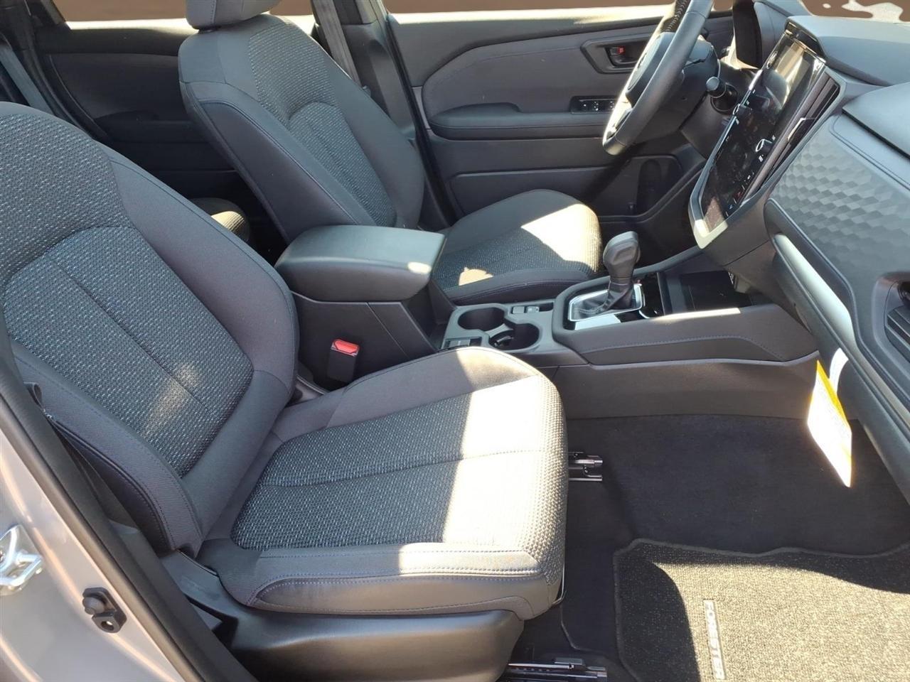 Subaru Forester Premium AWD 2025