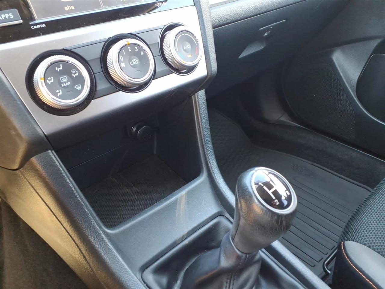 Subaru Crosstrek 2.0i Premium Manual 2017